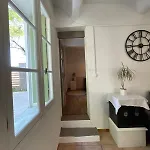 Au Coeur Des Vignes, Pres Du Canal Du Midi Apartment *